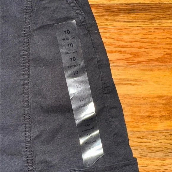 American Eagle Outfitters NWT Black Barrel Pants mid rise  size 10 - Picture 6 of 9